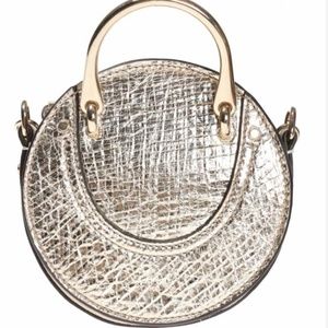NWT $1150 CHLOE 'SMALL PIXIE' GOLD SHOULDER BAG